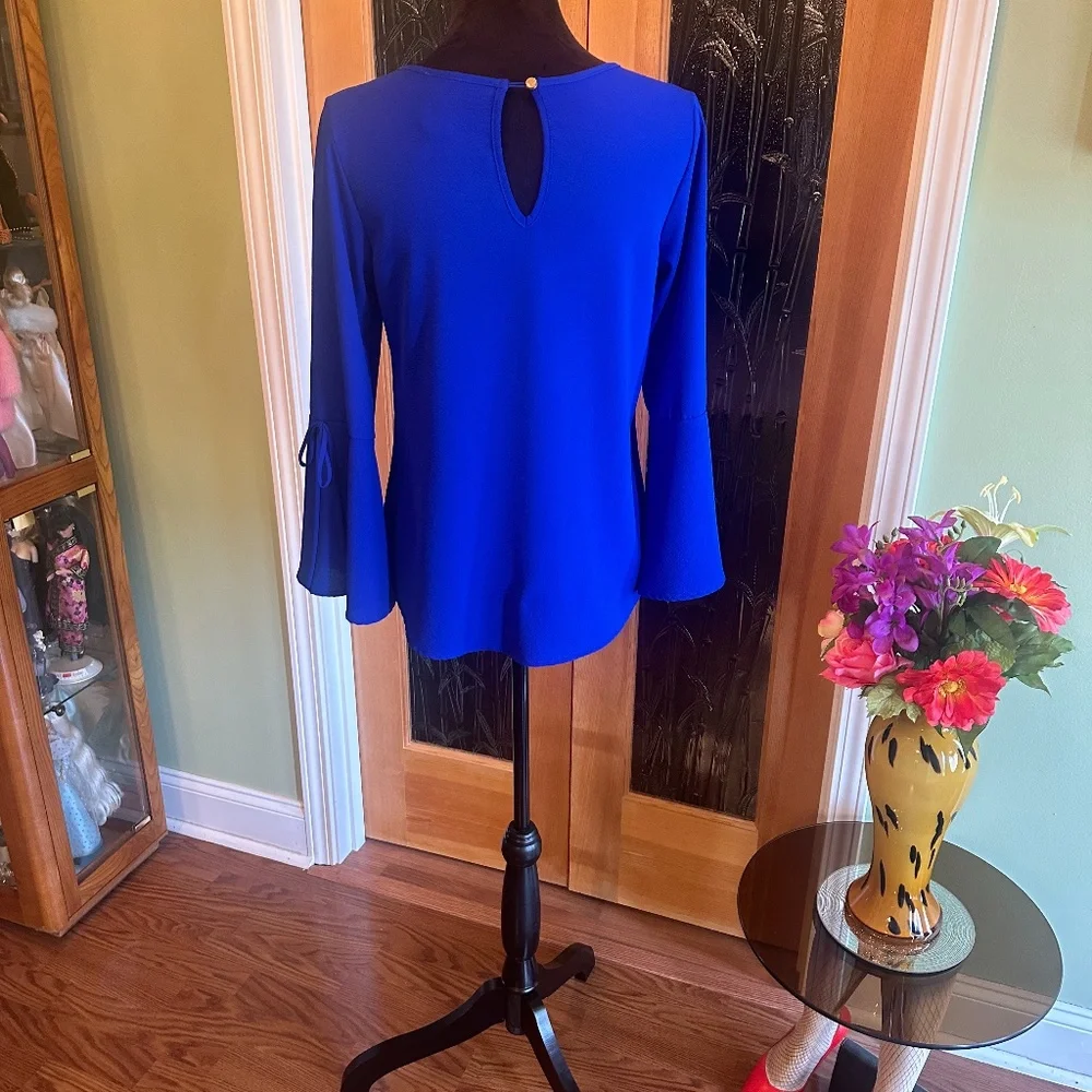 Lodys Royal Blue Blouse with Flutter Sleeves Size Small